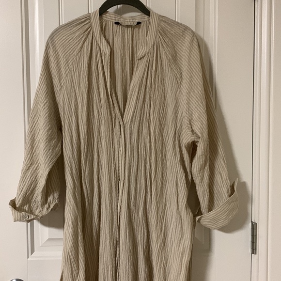 Zara - Picture 2 of 3